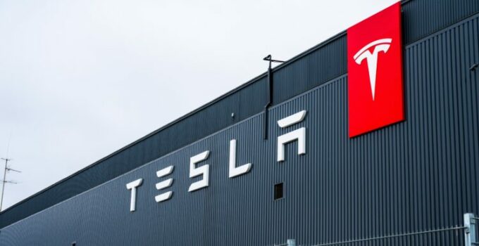 Tesla is Hiring for Seasonal Job Opportunities